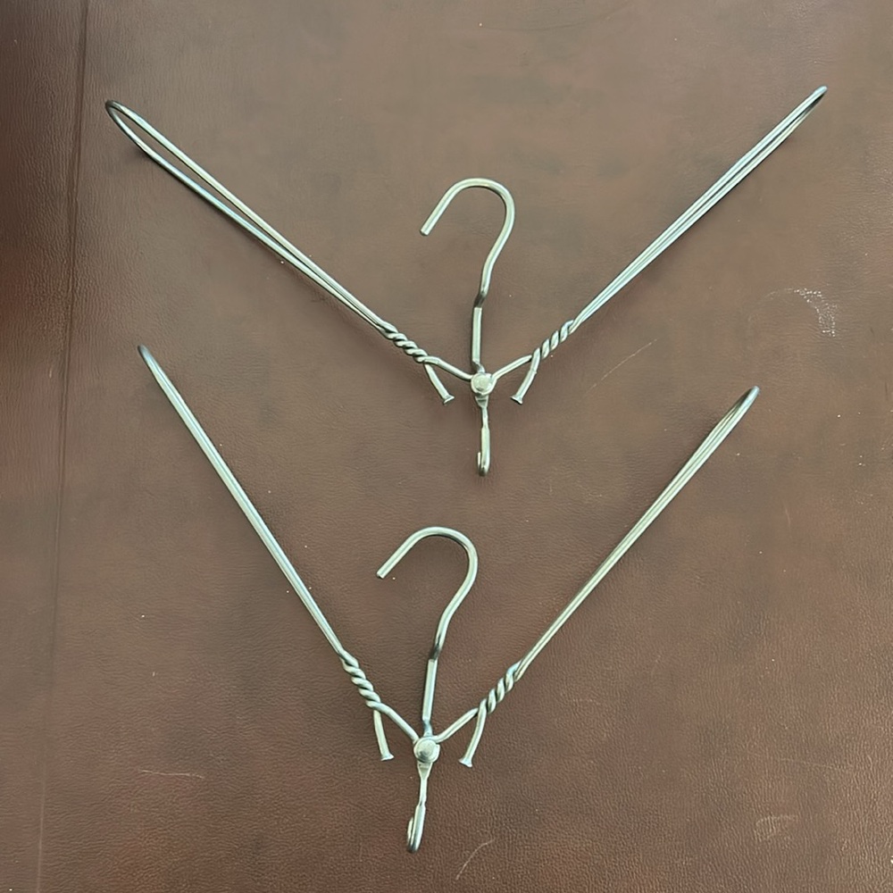 2 Vintage metal foldable clothes hangers. - Picture 7 of 8